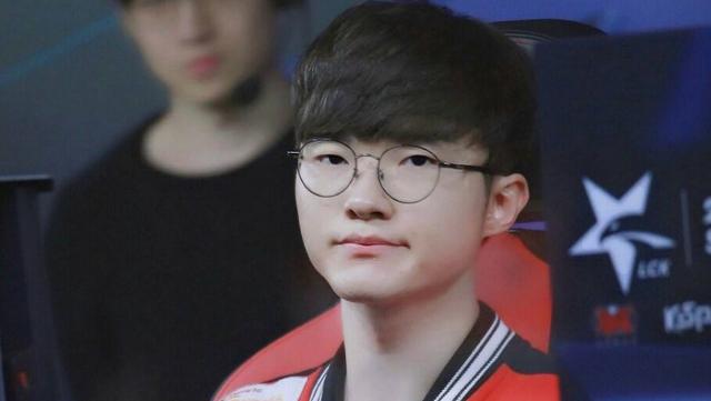 Gambit BO1翻车 V4电竞节首日赛果总结